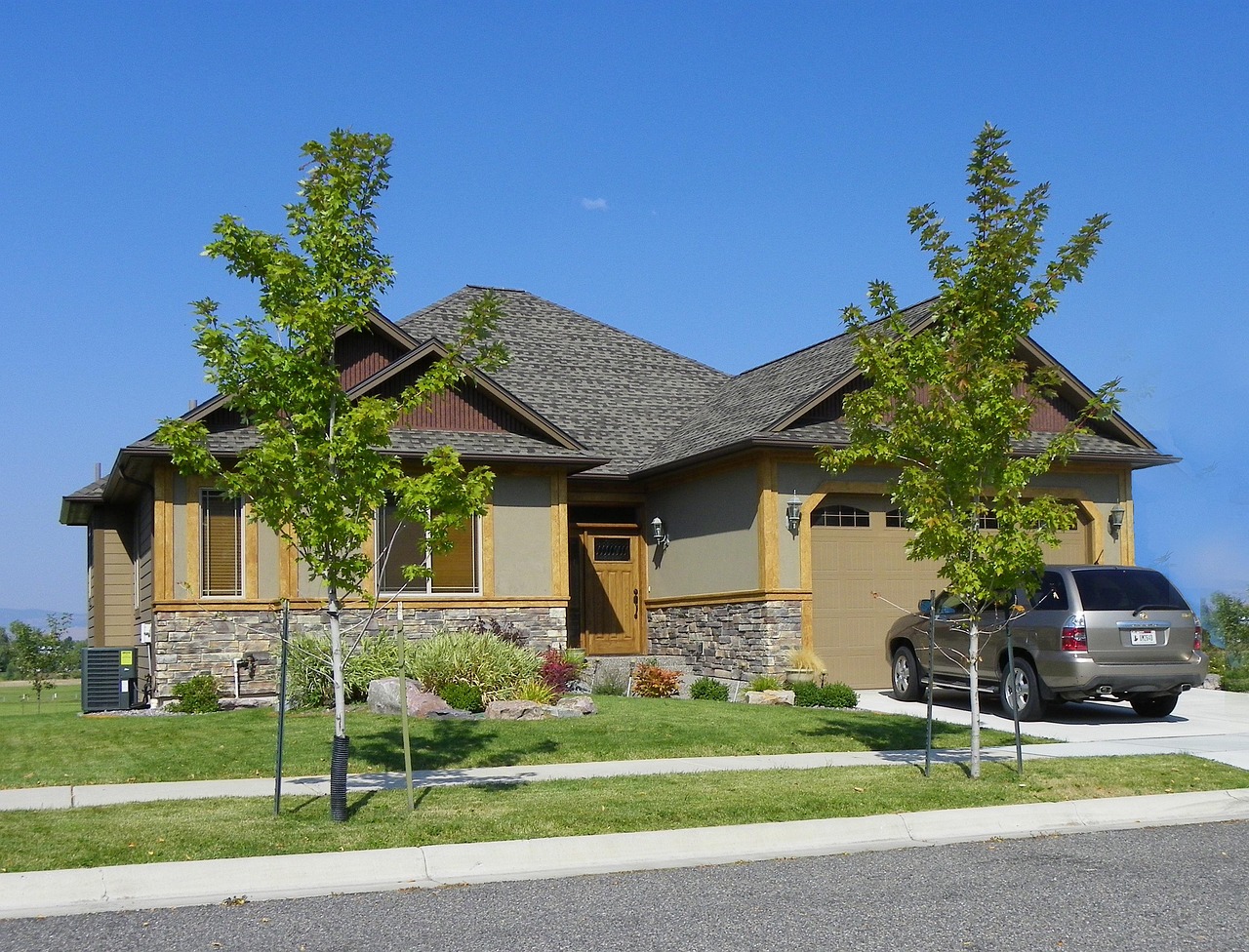Craftsman-style residential home